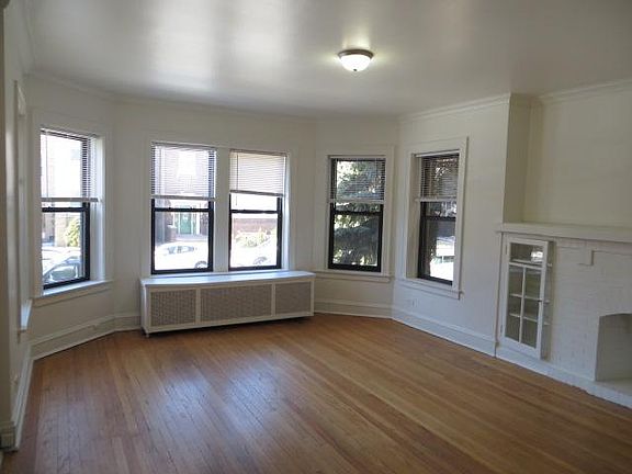 2nd image of 5633 N Campbell Ave