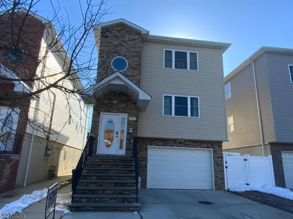 1074 E Grand St, Elizabeth City, NJ 07201