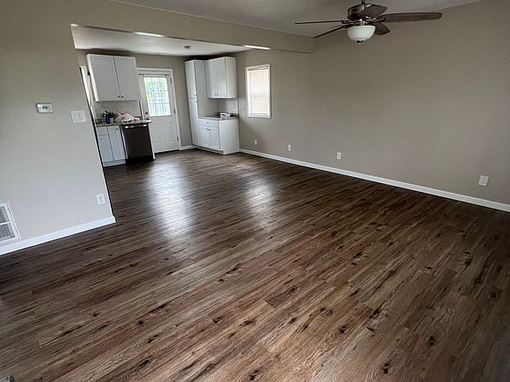 4th image of 4705 Isherwood Dr