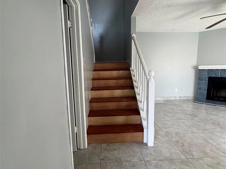 12700 Leader St #C — Photo 8