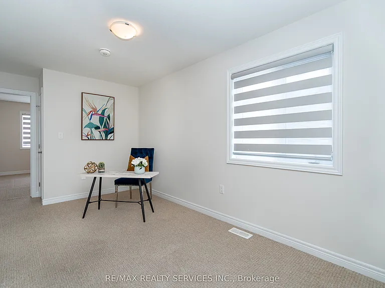 7 Baker Ln — Photo 29