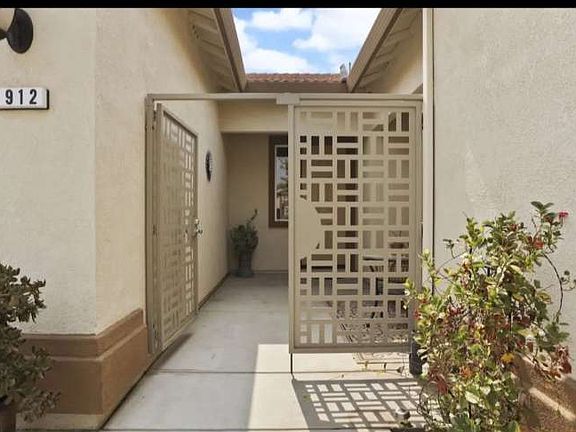 3rd image of 1912 Bridlewood Dr