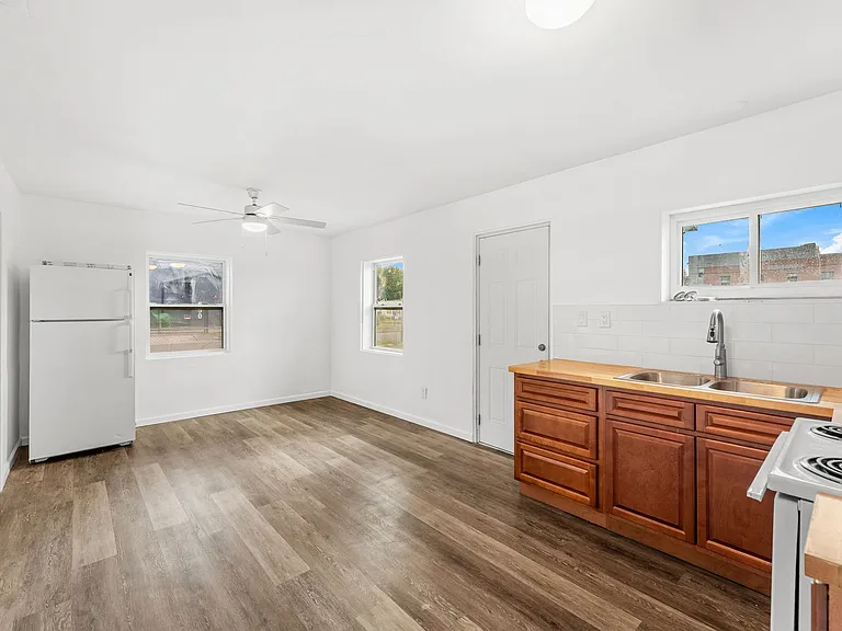 405 Dummitt Ave — Photo 29