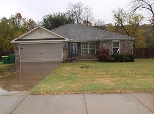 5885 Cord Ave, Springdale, AR 72762