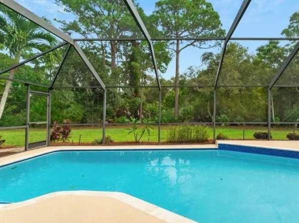 2897 SE Italy St, Port Saint Lucie, FL 34952
