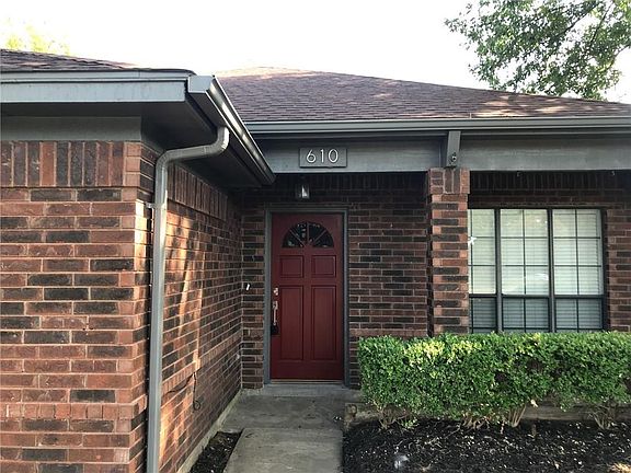 2nd image of 610 Hearthstone Ct
