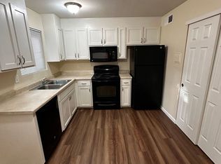 1461 Monroe St APT 2, Red Bluff, CA 96080