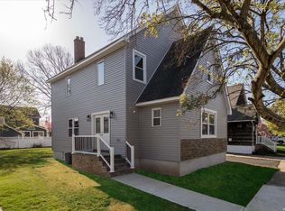 14 Sunset Rd, Massapequa, NY 11758