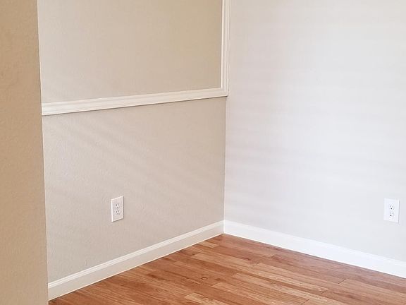 3rd image of 1302 E Broadway St APT 613