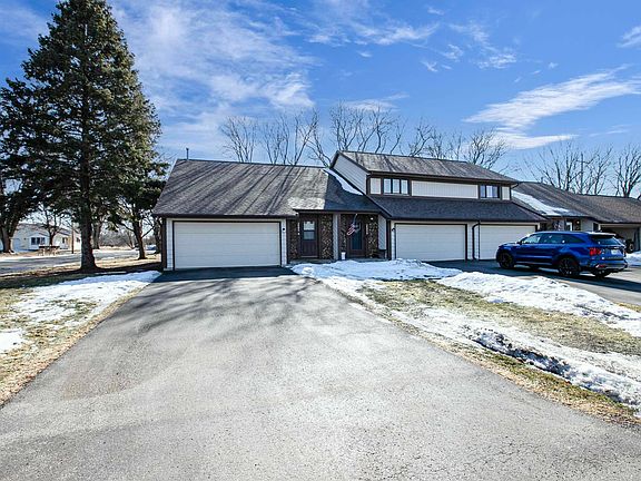 3rd image of 2895 W 4th St #2A