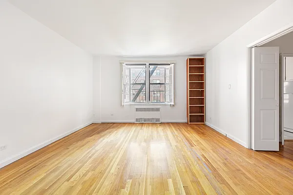 Sold by Compass | media 9