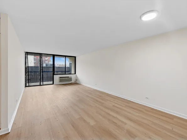 150-38 Union Turnpike image 3 of 13