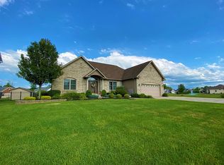 19 Nicholas Ln, Lancaster, NY