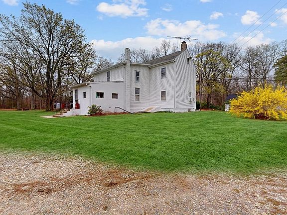 2nd image of 776 Lower Mill Rd