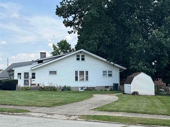 2nd image of 427 Sedgwick Pl