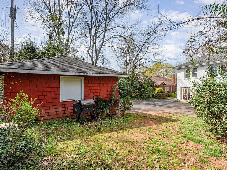 2110 Dartmouth Pl — Photo 27