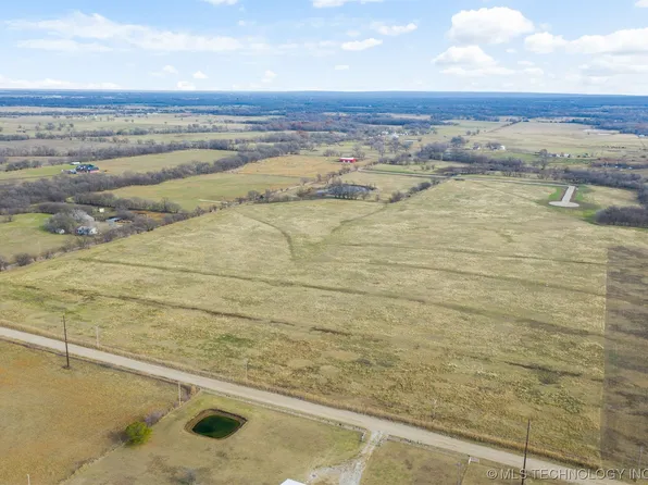 1 N 205th Rd, Beggs, OK 74421