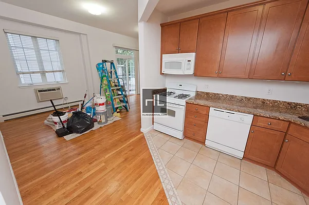 Rented by Highline Residential | media 6