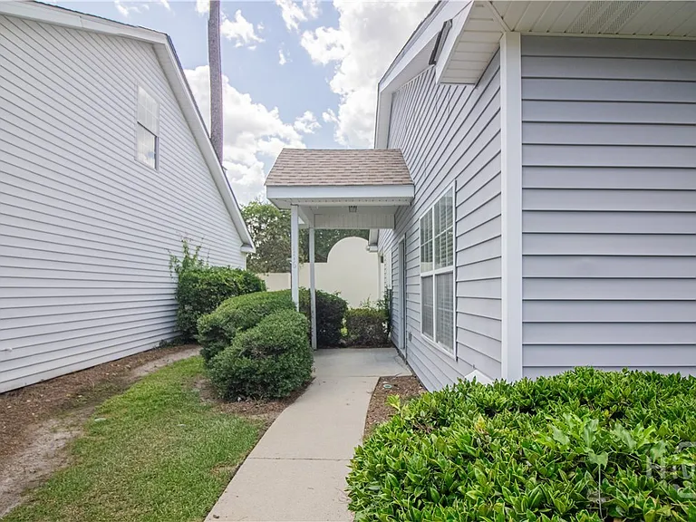 116 Slate Cir — Photo 2