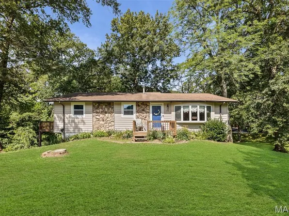 1716 Fountainbleu Dr, Worden, IL 62097