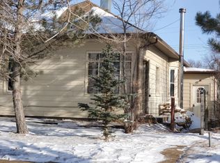 819 McKenzie St, New England, ND 58647
