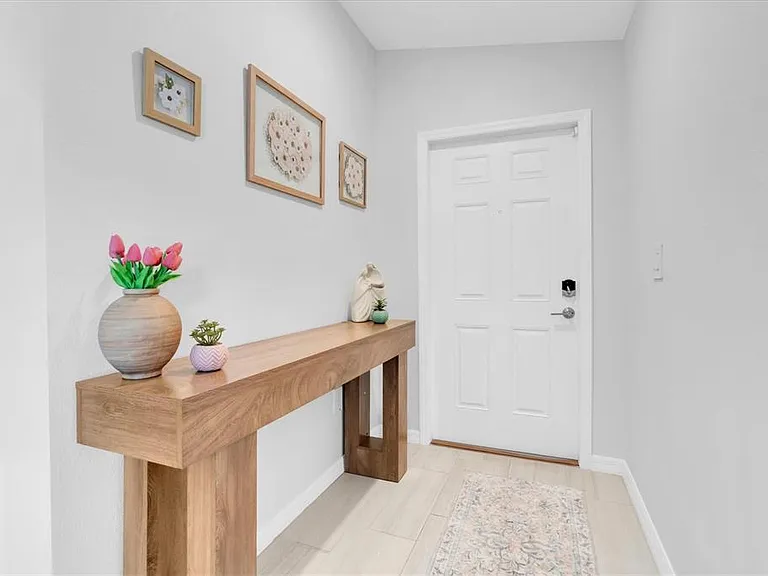 10155 Gentle Rain Dr — Photo 3