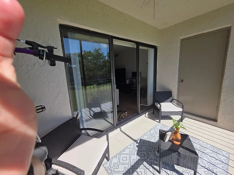 16278 Laurel Dr #202 — Photo 20