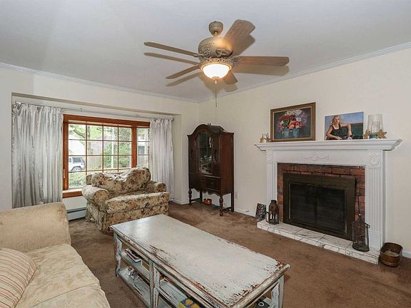 3rd image of 37 Sinclair Dr