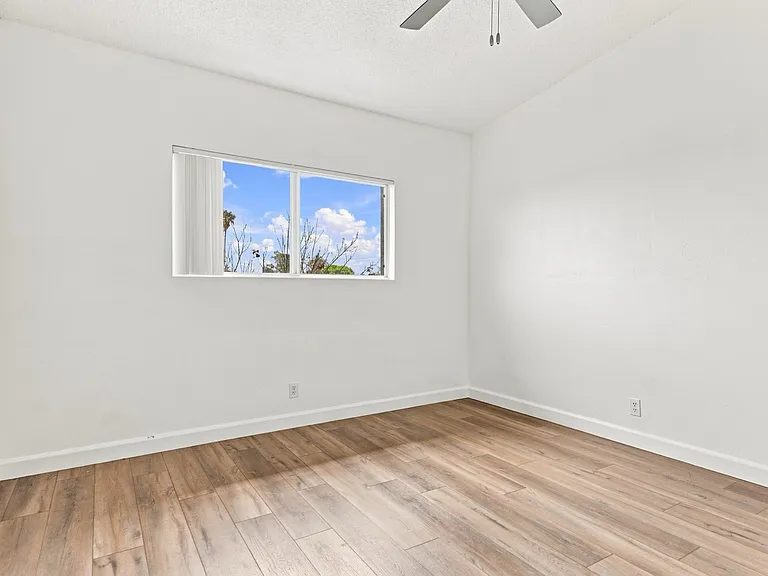 220 E Yucca St #24 — Photo 20