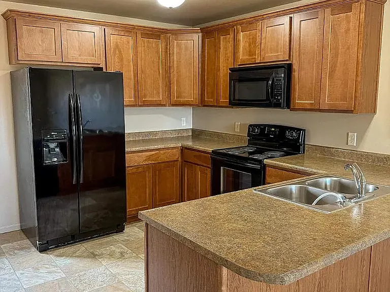 1104 Ballpark — Photo 15