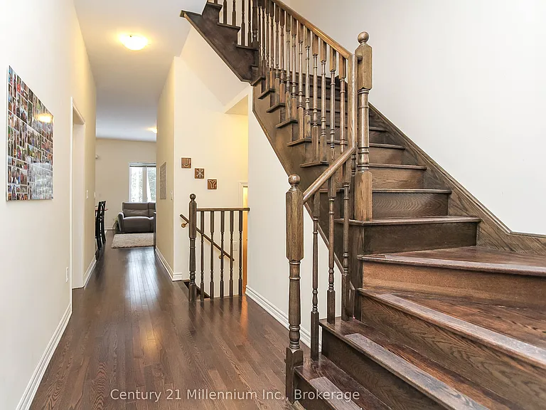 36 Farwell Ave — Photo 3