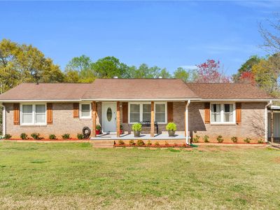 113 Holiday St, Pelzer, SC, 29669