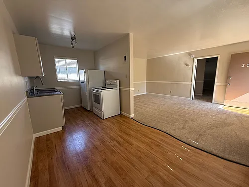 Floor plan 204