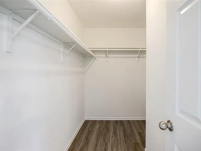 137 Langtry Ln — Photo 19
