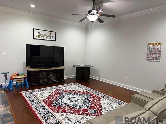 5th image of 7034 Spring Gardens Dr