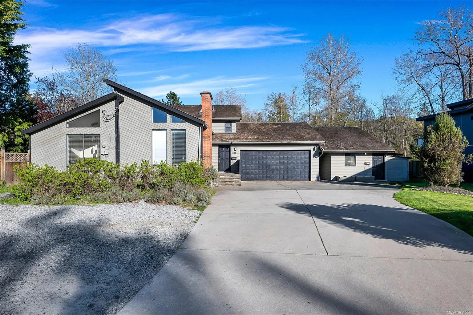 1171 Royal Oak Dr photo 1