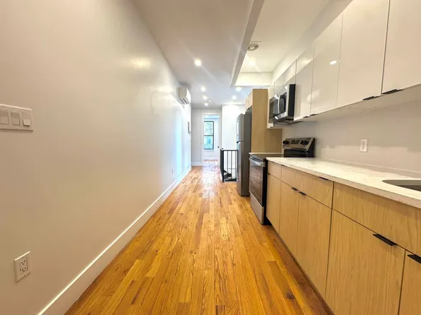 1721 Menahan Street image 1 of 14