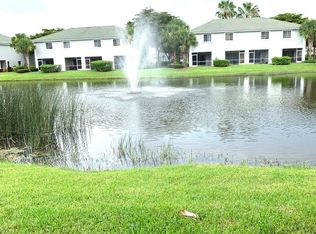 10062 Poppy Hill Dr, Fort Myers, FL 33966