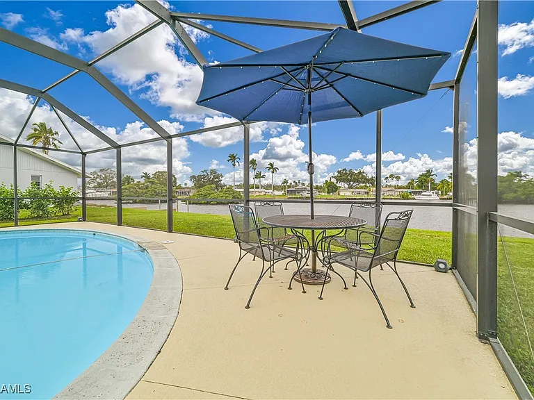 13840 Sleepy Hollow Ln — Photo 33