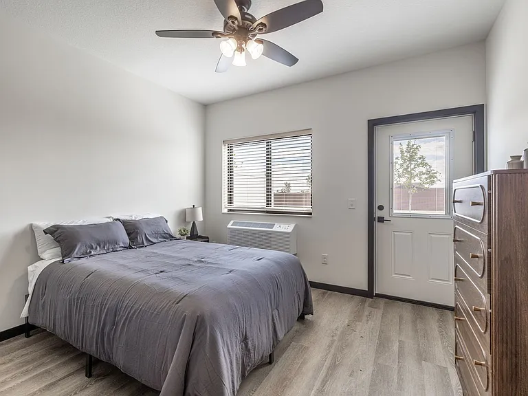 1197 Liberty Dr — Photo 31