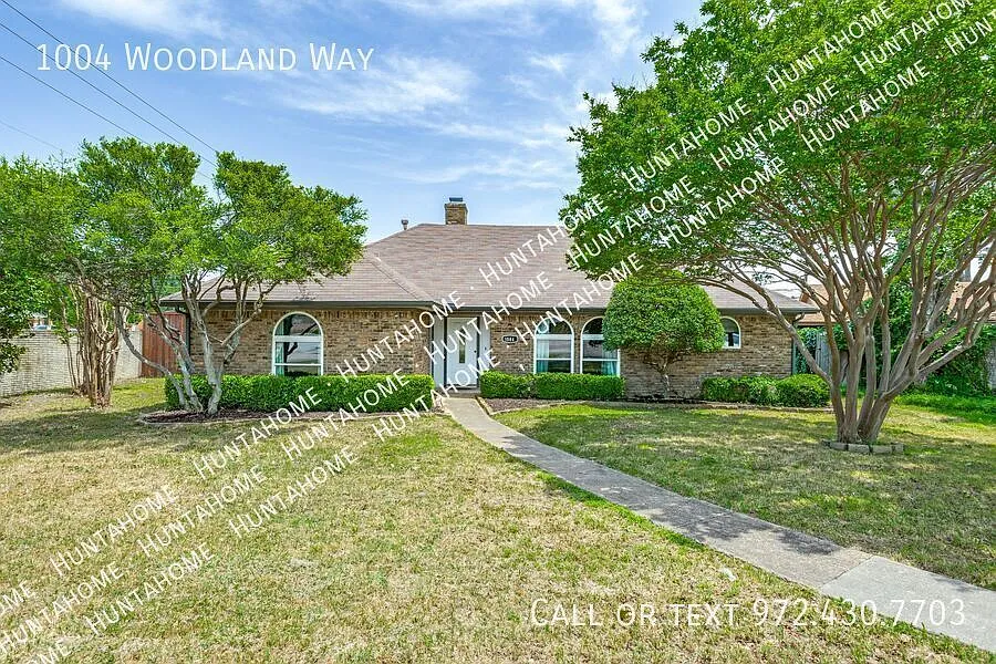 Beautifully Updated Richardson Home with Pool & Oversized Backyard — Photo 1