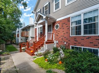 772 Highview Ct, Antioch, IL 60002