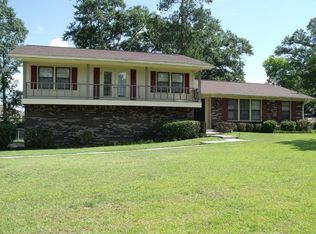 114 Foxfire Dr, Dothan, AL 36301