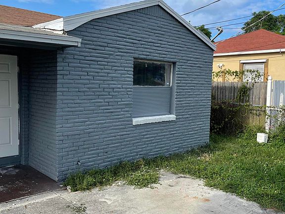 2nd image of 130 W 16th Street #A