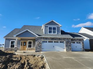 13887 Stone Table Blvd, Fort Wayne, IN 46845