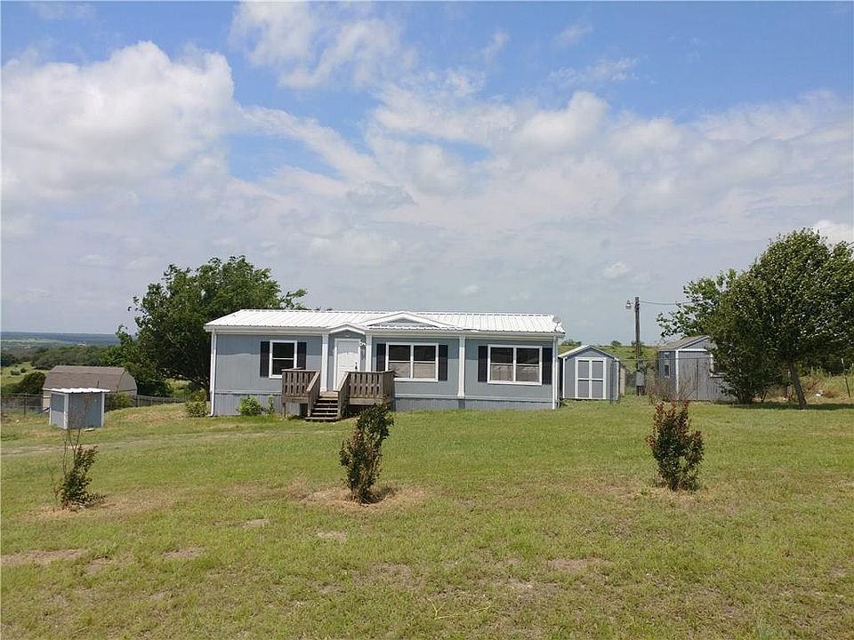 1st image of 124 Bluff Heights Dr