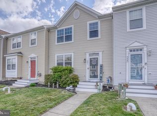 341 Creekside Commons Ct, Stevensville, MD