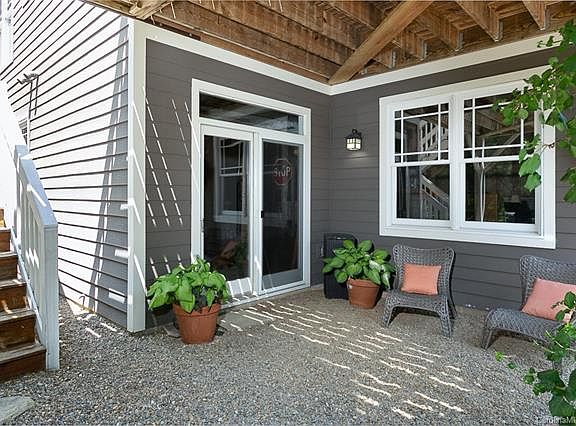 5th image of 165 Skytop Farm Ln