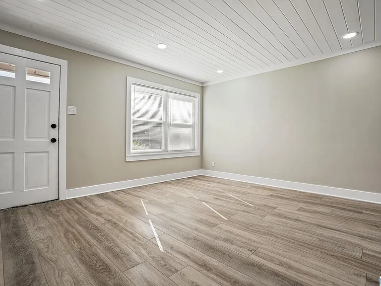 1710 Valley Ave #E — Photo 8
