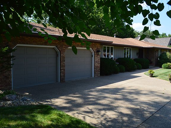 2nd image of 8101 N Crab Orchard Ct